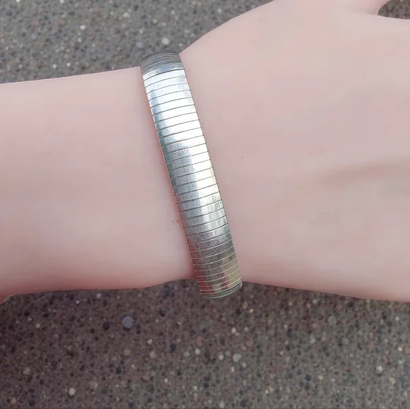 Vintage Thick Sterling Italy Bracelet - Picture 1 of 10